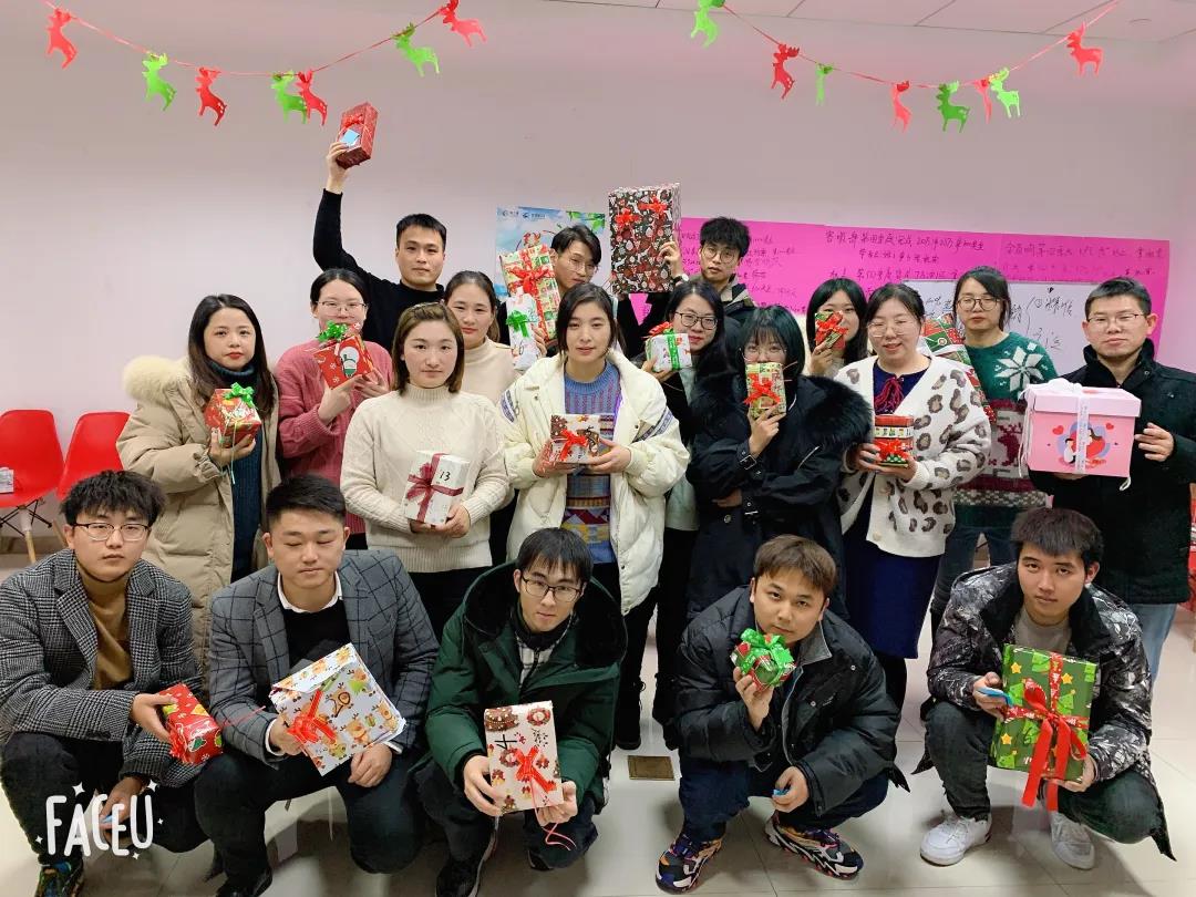 首佳祝大家新年快樂，佳節(jié)如意~